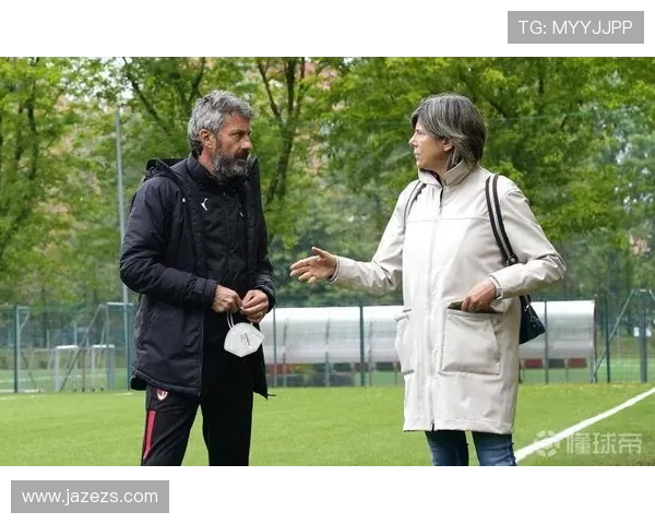 全球足球明星在海外的热烈欢迎与影响力探讨 全球足球明星在海外的热烈欢迎与影响力探讨