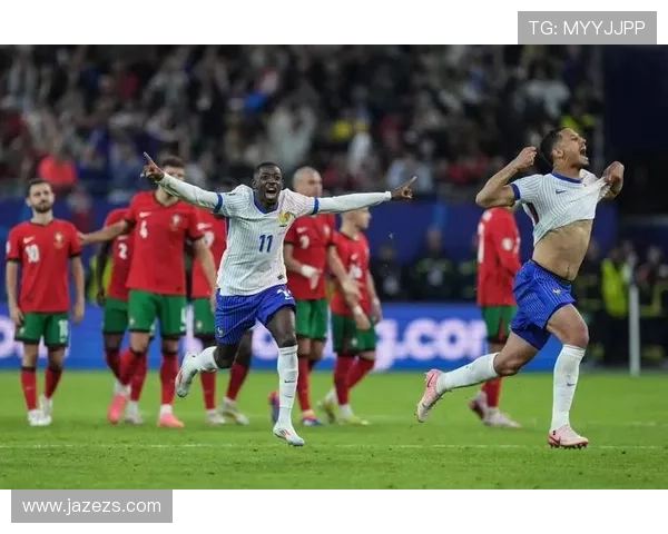 冰岛足球明星盘点:那些在绿茵场上闪耀的冰岛之星 冰岛足球明星盘点:那些在绿茵场上闪耀的冰岛之星