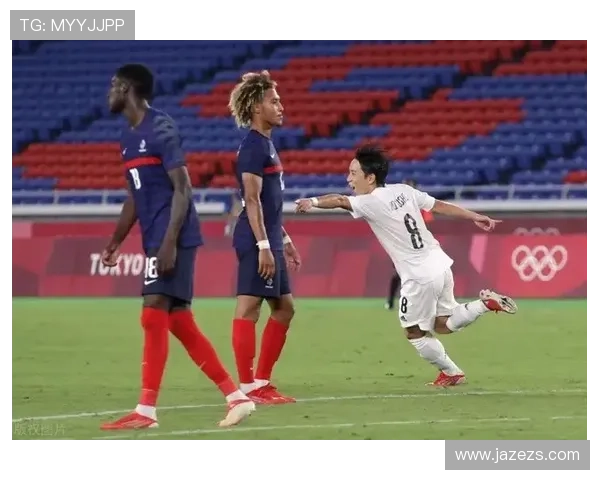 西安网球队的战术创新与转换打法深度解析 西安网球队的战术创新与转换打法深度解析