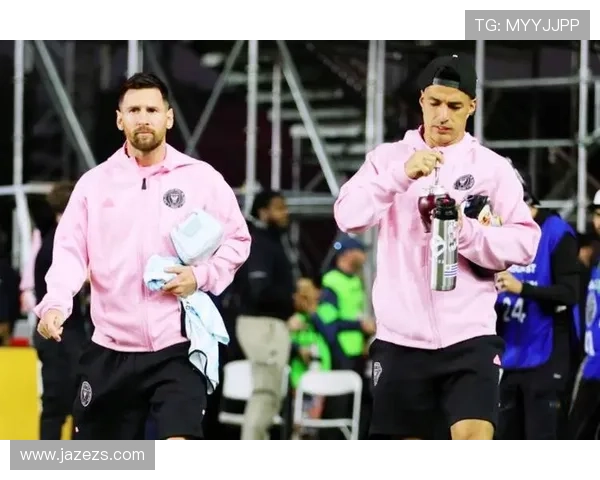 足球巨星们的生日盛典盘点与背后的故事分享