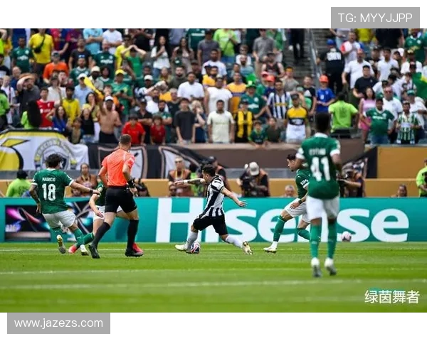 绿茵场上的舞者足球明星们的激情与荣耀交响曲 绿茵场上的舞者足球明星们的激情与荣耀交响曲